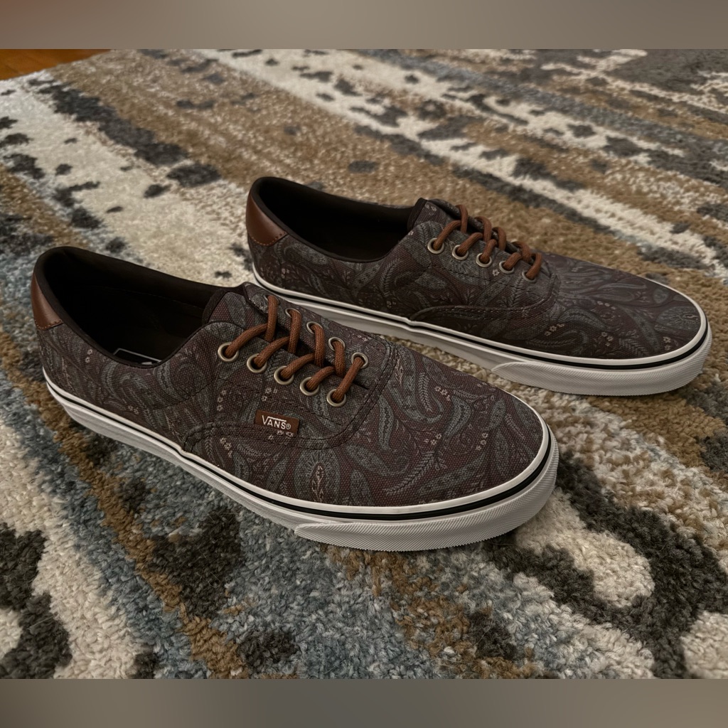 Brand New Vans Era Paisley